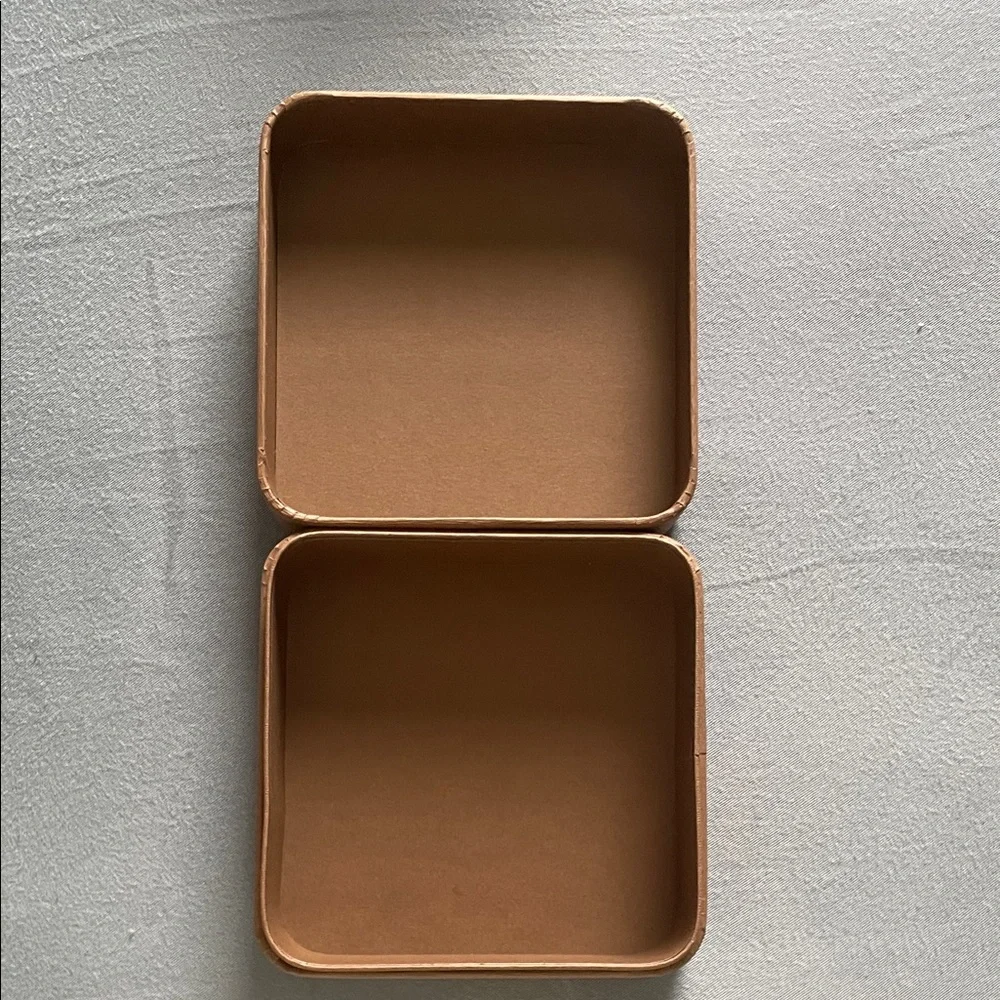 David Yurman Gold Lettered Brown Jewelry Box - Picture 2 of 4